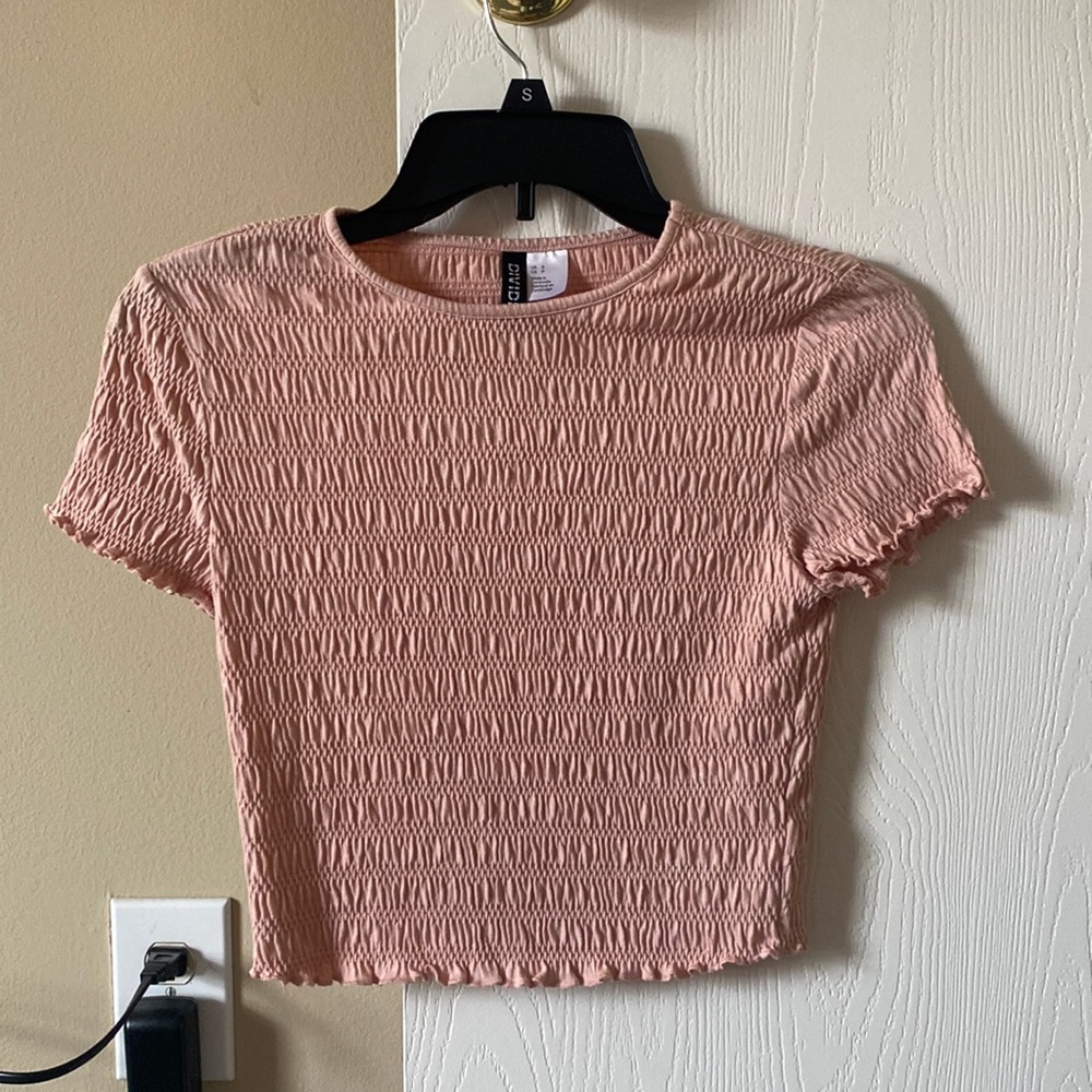 ruffled pink top, size small. From H&M.